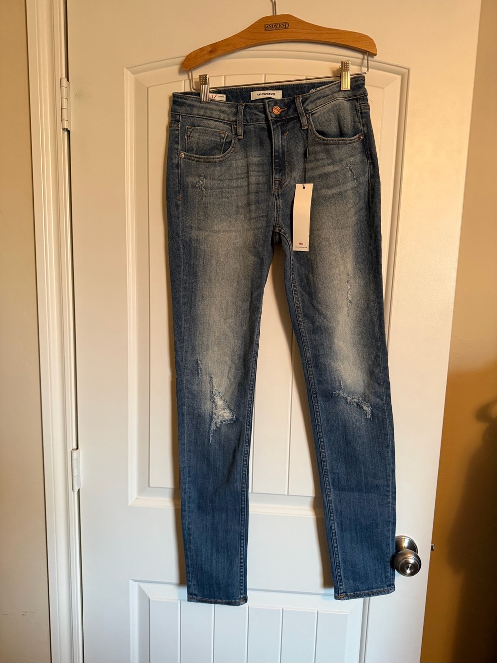 NWT Vigoss Jagger Skinny Jeans 27 Distressed Medium Wash Stretch Denim